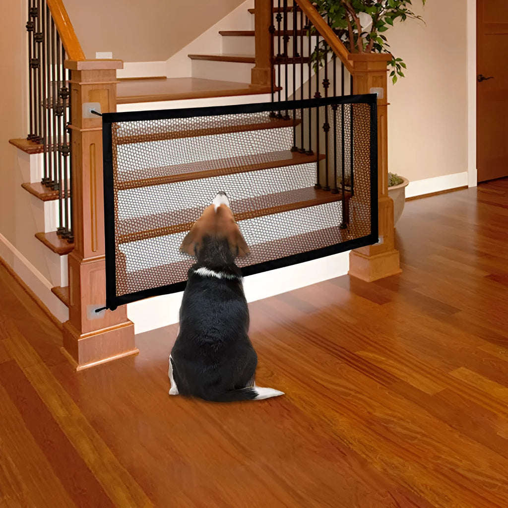 Portable folding pet isolation net in black or white, plastic, available in 72x100cm, 72x120cm, and 72x180cm sizes.
