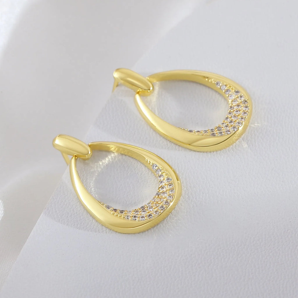 Women's yellow gold geometric earrings with 2.6*1.7cm drop design and colour retention electroplating