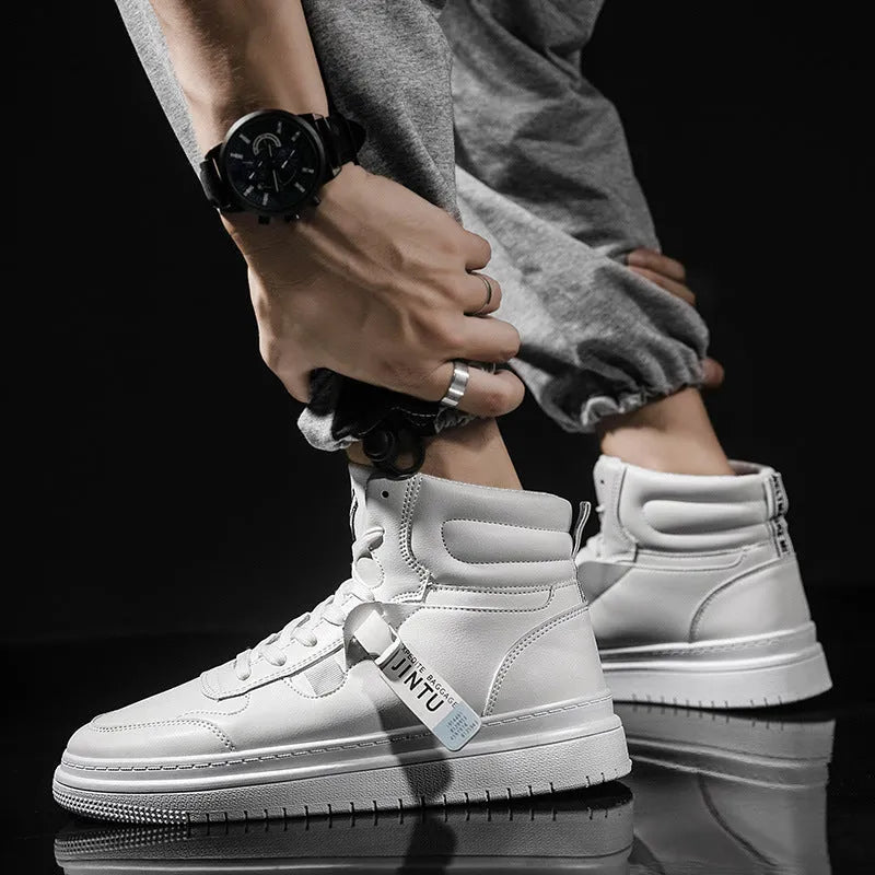 Men's Korean style short boots in artificial PU, shown in black and white, sizes 39 to 44