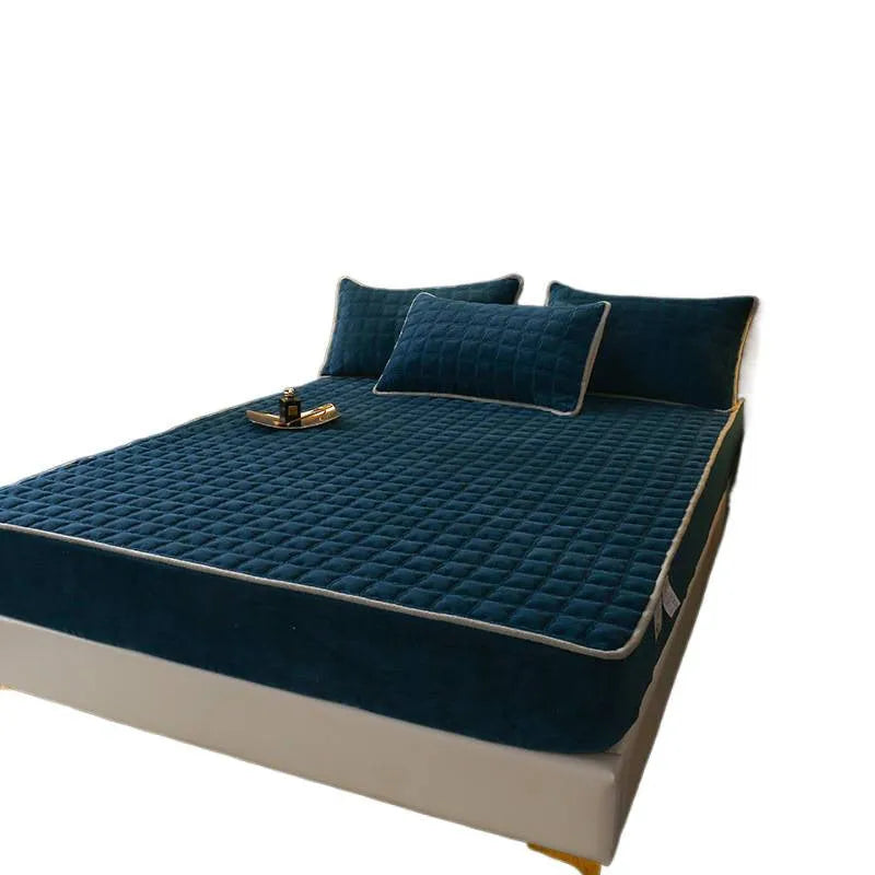 Fleece-lined milk fiber quilted fitted sheet in blue, single size 90x200cm to 180x200cm, winter bedding