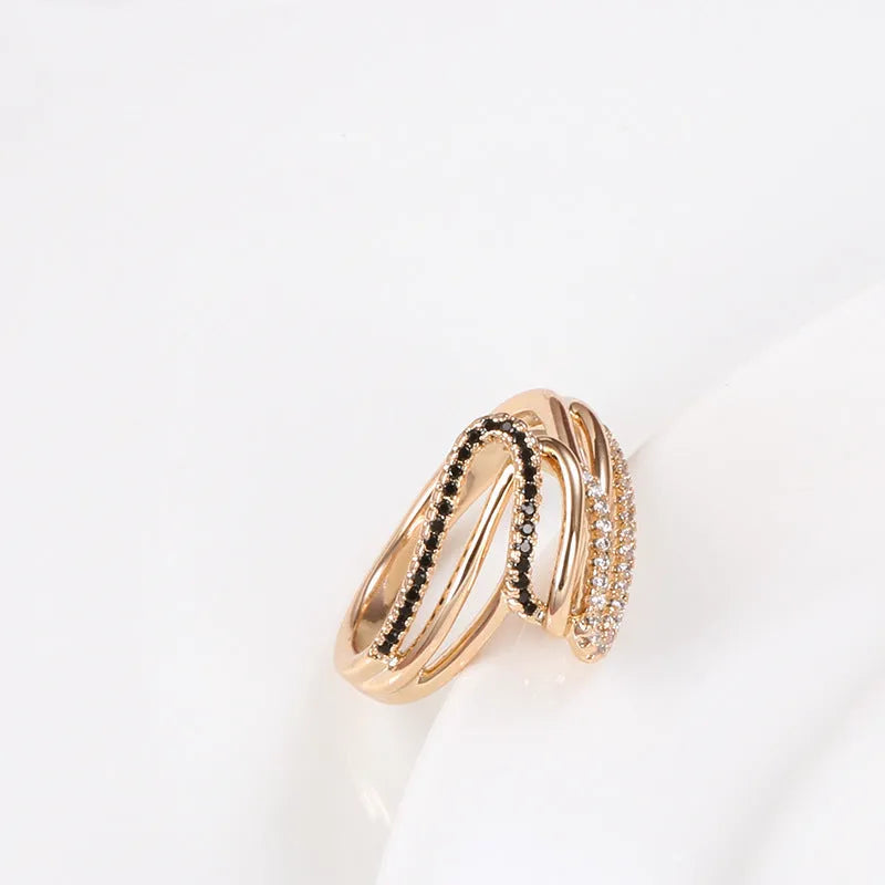 Women's copper ring with micro-inlaid zircon detailing in WK2230 colour on a hand