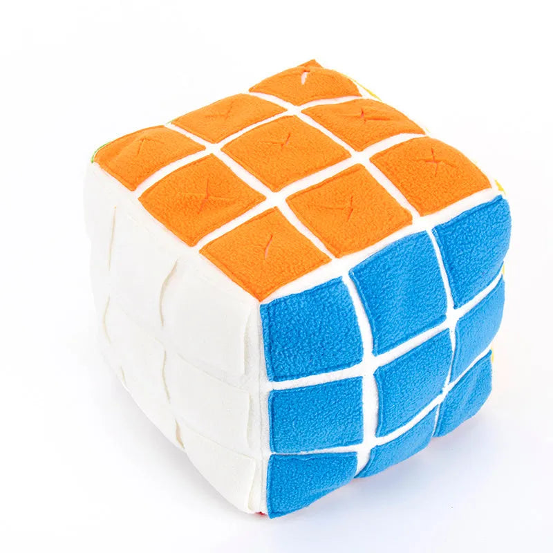 Polar fleece sniffing cube ball for dogs and cats, 15cm and 20cm, with hidden treat compartments
