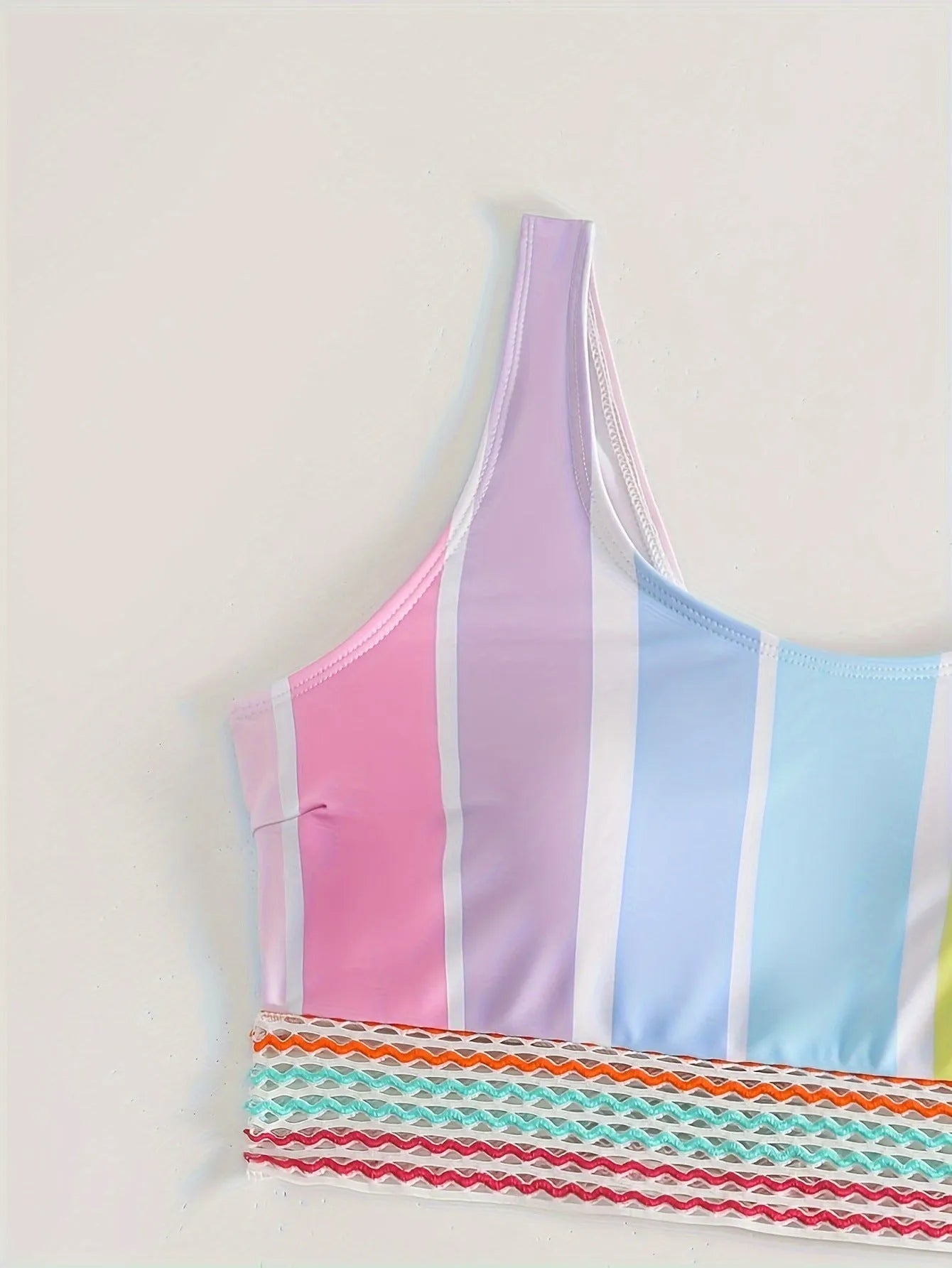 Women's striped bikini with briefs cut and spandex lining for swimming sports