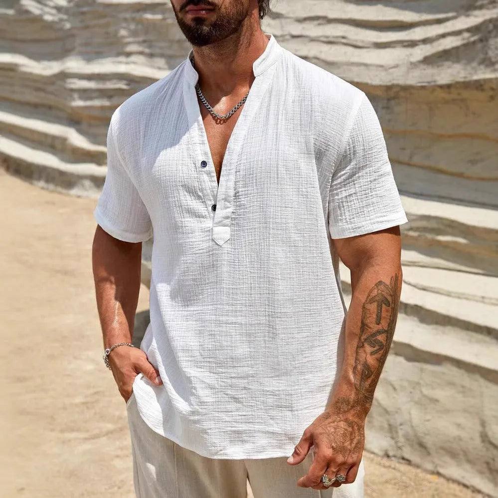 Men's solid colour stand collar short-sleeved shirt in lightweight polyester blend fabric for summer
