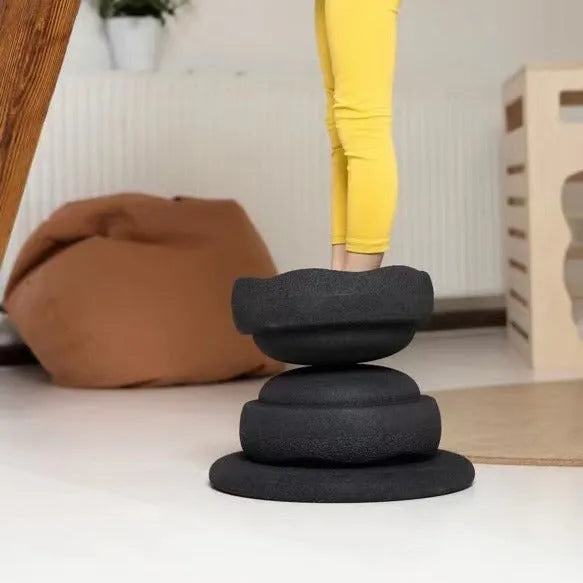 Plastic wood surf balance board for children aged 4-6 years in mixed colour or black design options