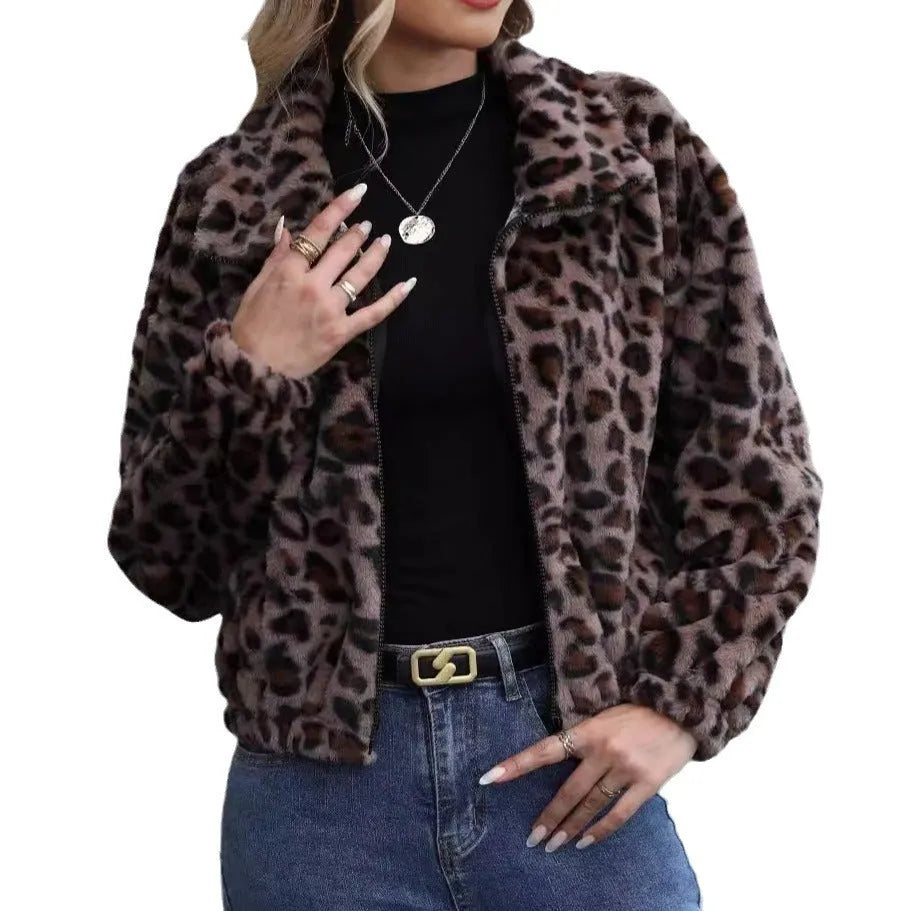 Women's leopard print plush coat with raglan sleeves and zipper closure in loose fit