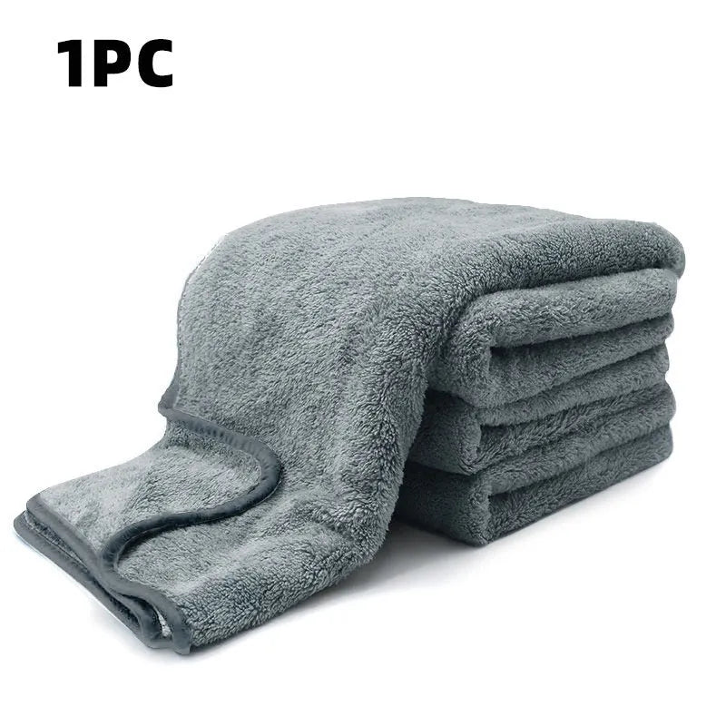 Microfiber car wash towel shown in three size options: 75x35cm, 60x40cm, and 100x40cm.