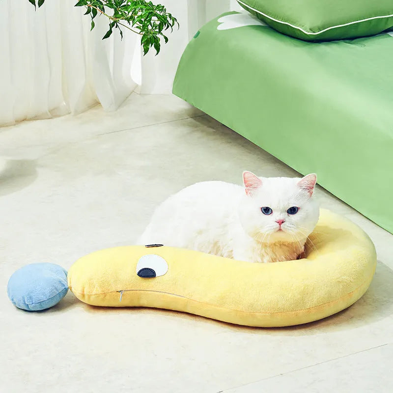 Blue and yellow 62x39cm pet cushion for cats and dogs weighing 0.25kg