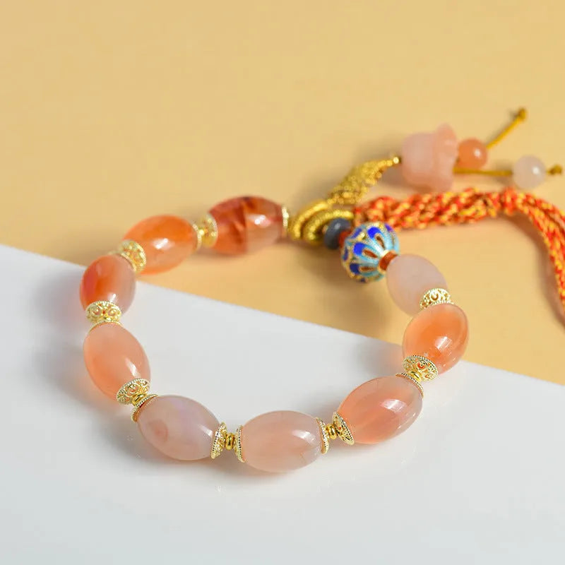 Handmade agate Tibetan bracelet with geometric flower patterns and lily elements in vintage ethnic style