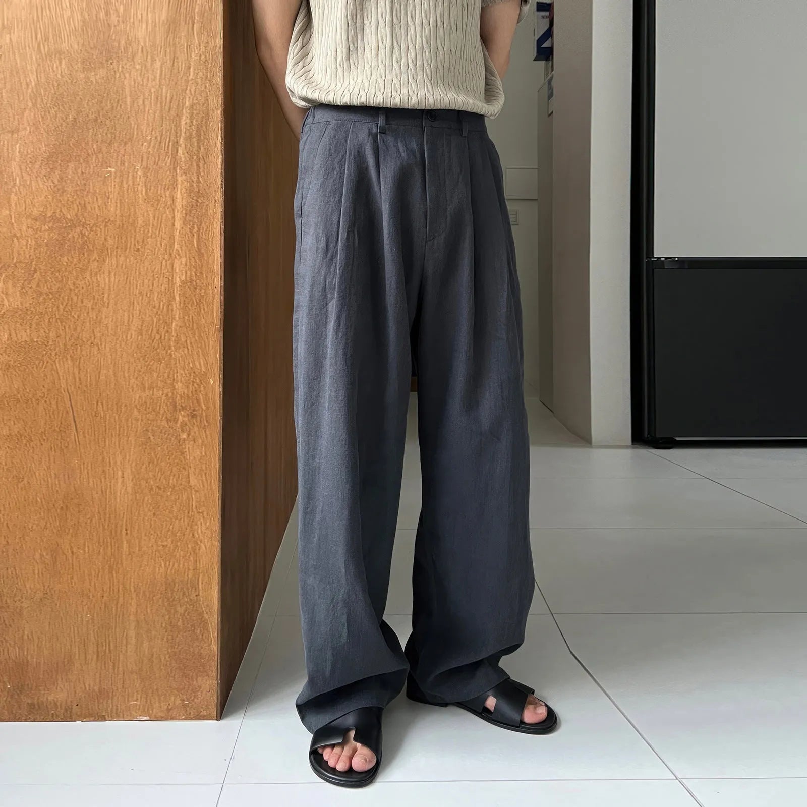 Army green men's Japanese linen trousers with drawstring waist in basic leisure style