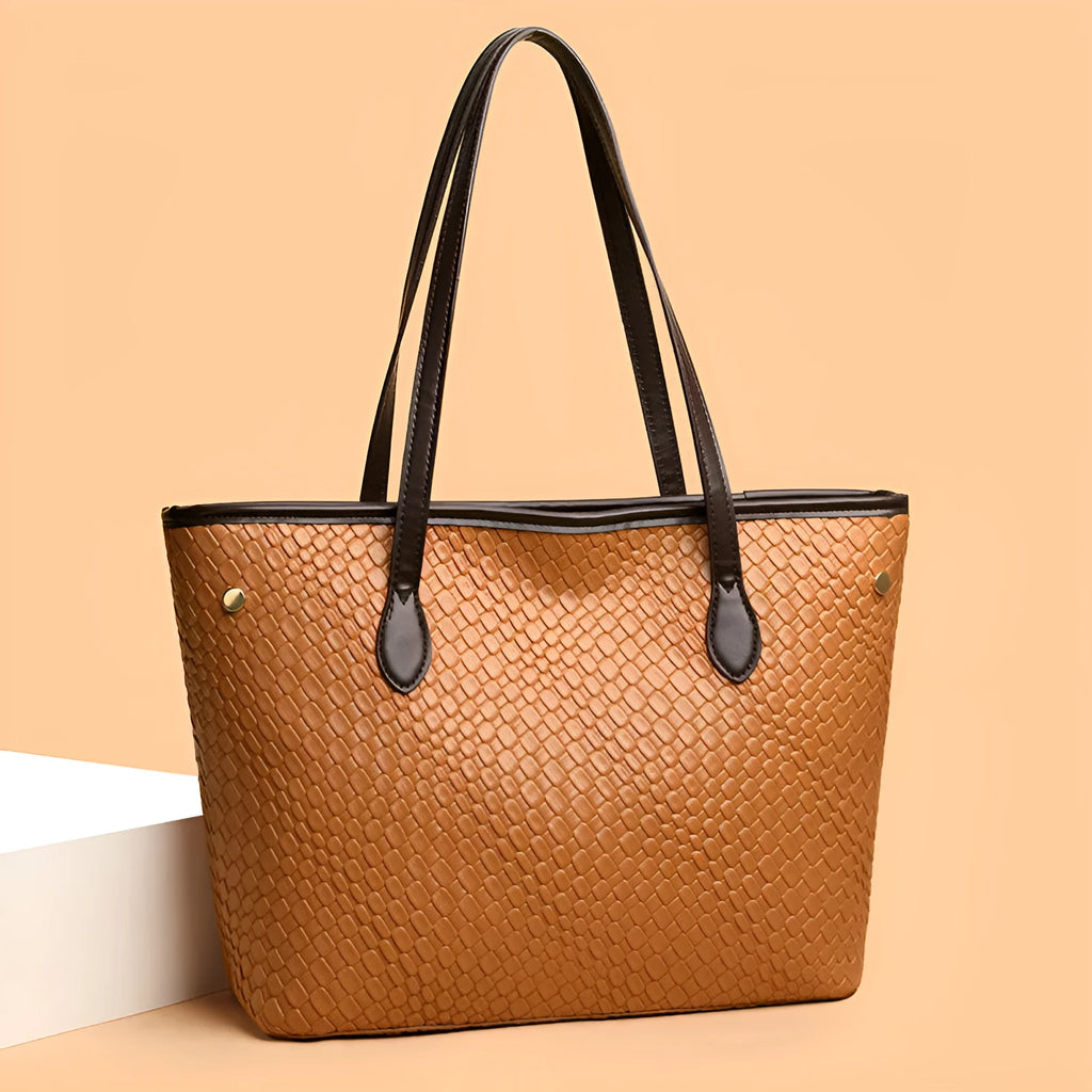 Retro women's large capacity handbag in horizontal square shape with sandwich pocket