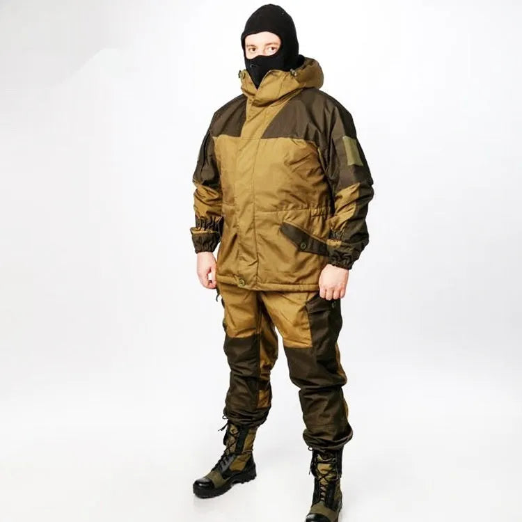 Special Forces Mountain Battle Suit in cotton blend, waterproof and windproof, for outdoor activities like hiking and climbing.