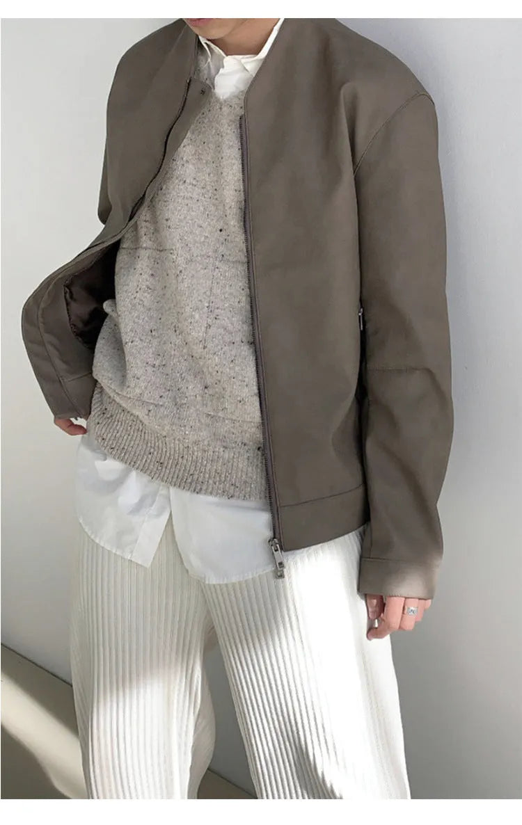 Men's loose corduroy casual pants in solid colour with high waist, drawstring no-fly closure and ankle-tied cuffs.