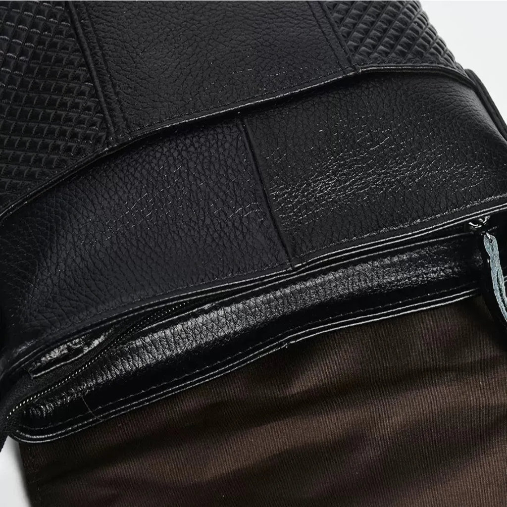 Genuine leather men's crossbody bag in black cowhide, 26x23x5cm, single shoulder business travel messenger