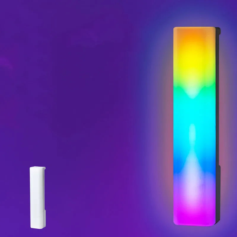 3D RGB table top ambiance lamp with music responsive lighting, 5.2x4.5x24.5 cm dimensions