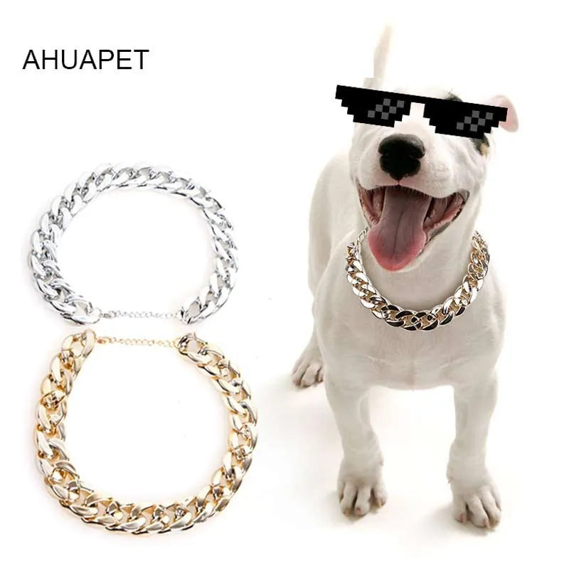 Geometric twisted chain dog collar adjustable from 21cm to 50cm circumference in plastic/resin construction