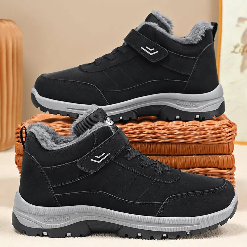 High-top snow boots with thick PVC sole, fleece lining, artificial PU upper, round toe, in red, black or grey.