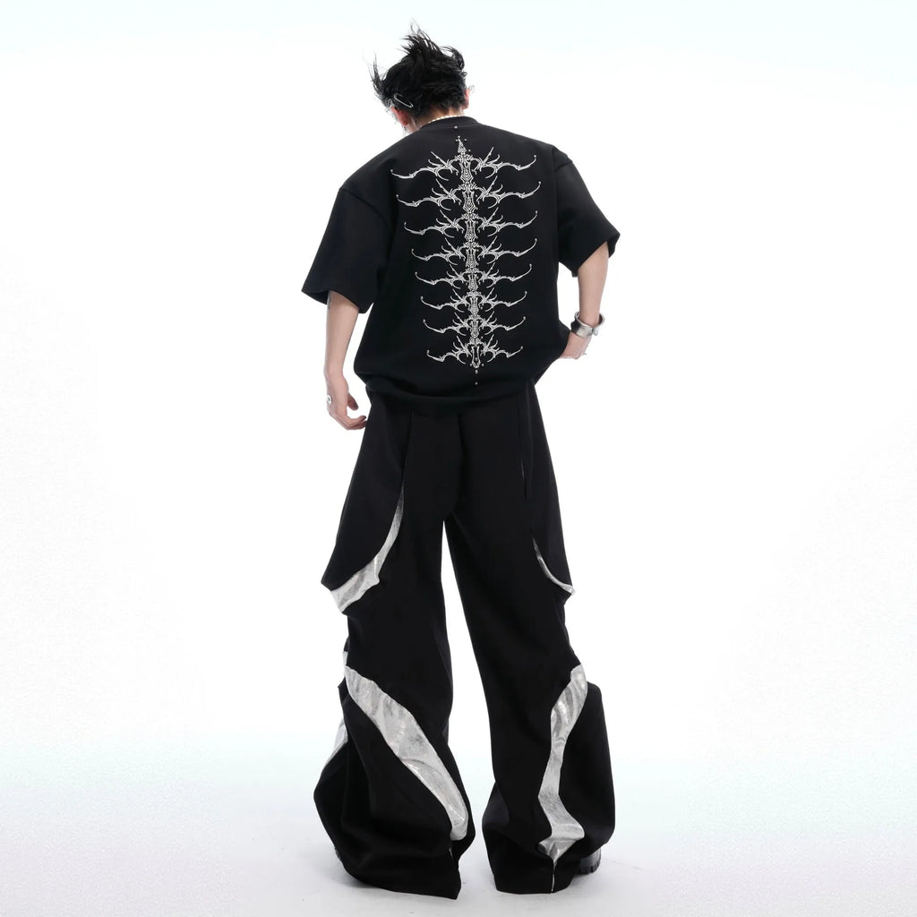Men's short sleeve pure cotton T-shirt with snake pupil backbone, heavy rivet, and embroidery detail in cool black