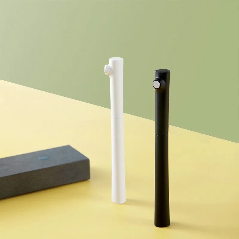 Red dot award winning black and white magnet pen with 0.7mm stainless steel tip for student writing.