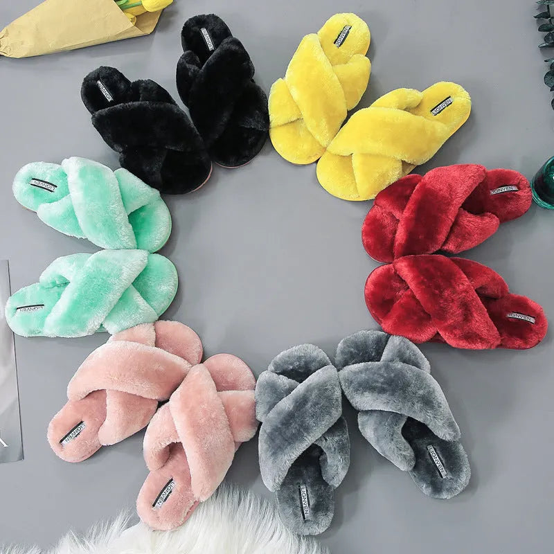 Cross open-toe fur slippers with non-slip patterned soles and anatomical heel support in black colour