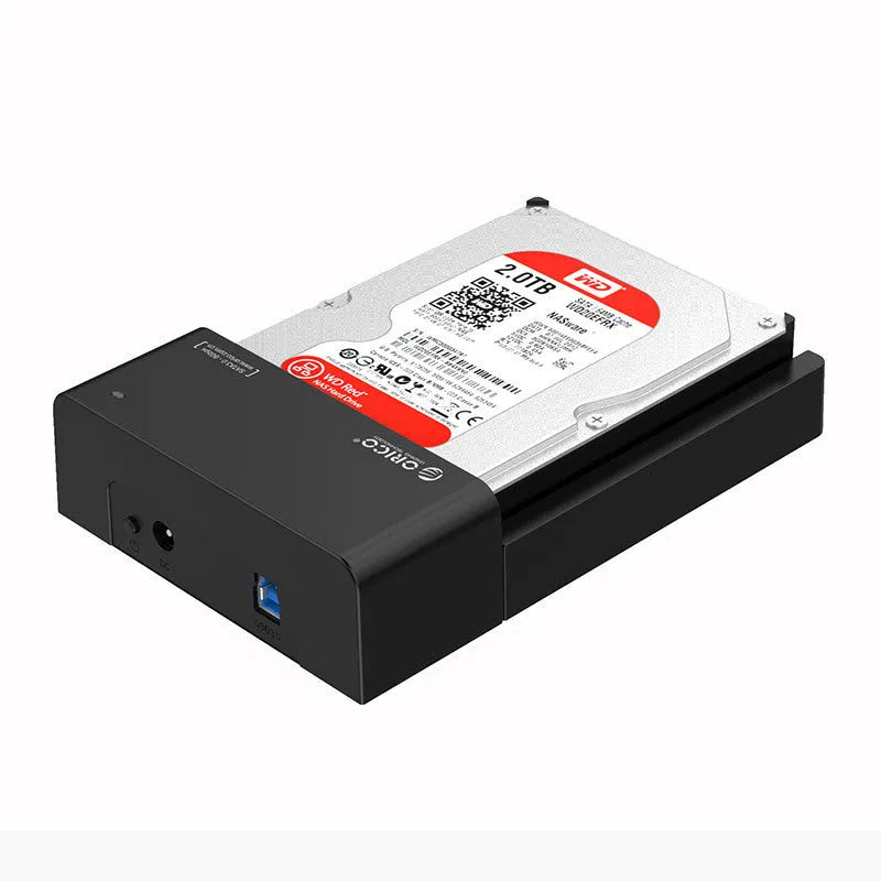 Black plastic hard disk box for 2.5-inch SATA drives with dimensions 180x122x42mm and included data cable