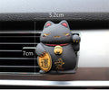 Black and white cat design resin car vent aromatherapy clip with cotton pads