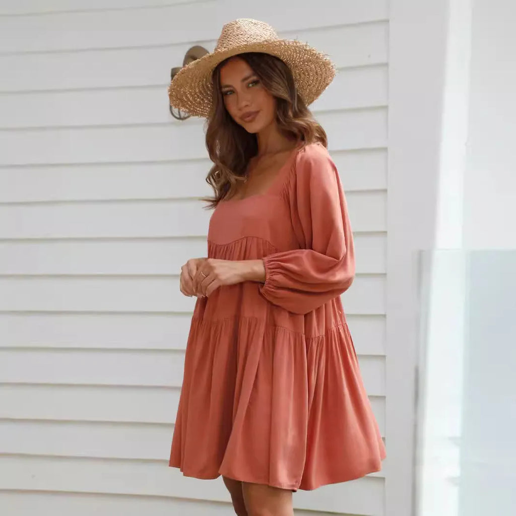 Children's backless dress with square collar and puff sleeves in A-line cut, loose waist design