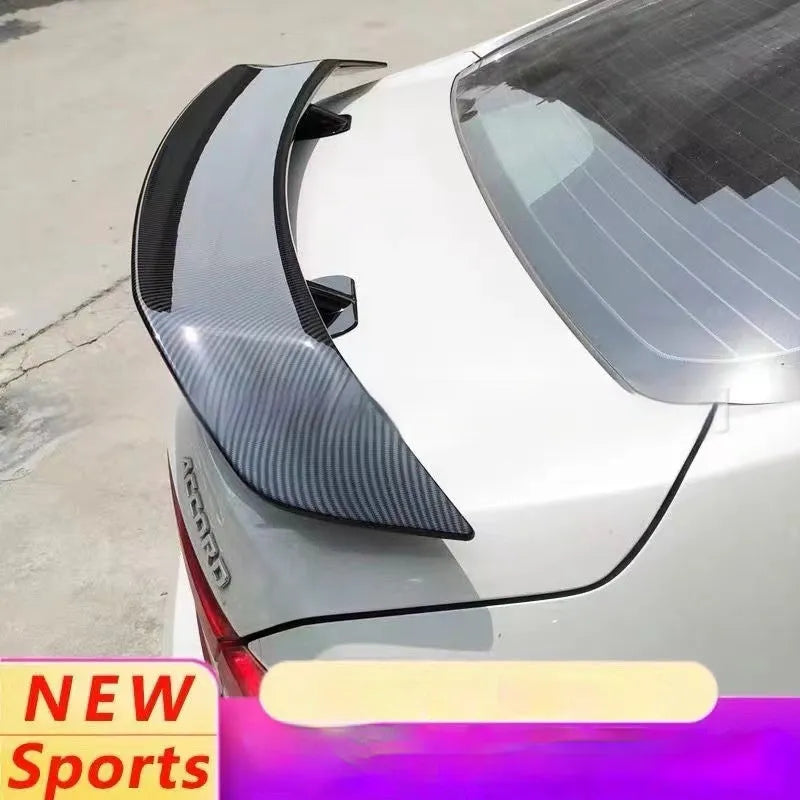 15cm wide punch-free ABS car spoiler in bright black finish on vehicle trunk