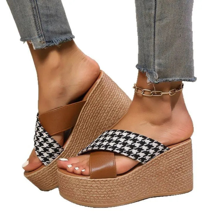 Cross Leopard Plaid Wedge Sandals in black or brown patterns with rubber soles and wedge design