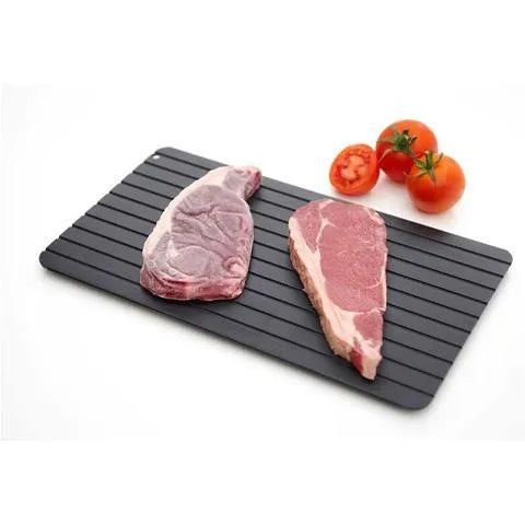 Black aluminium quick defrosting tray for thawing frozen food without electricity