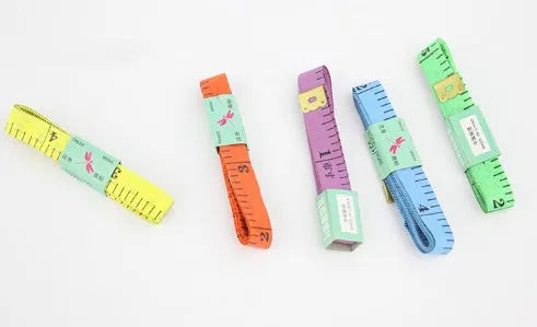 Flexible fibreglass sewing ruler, 150 cm / 60 inches, centimetres and inches, metal tips, multicolour, 4 pack