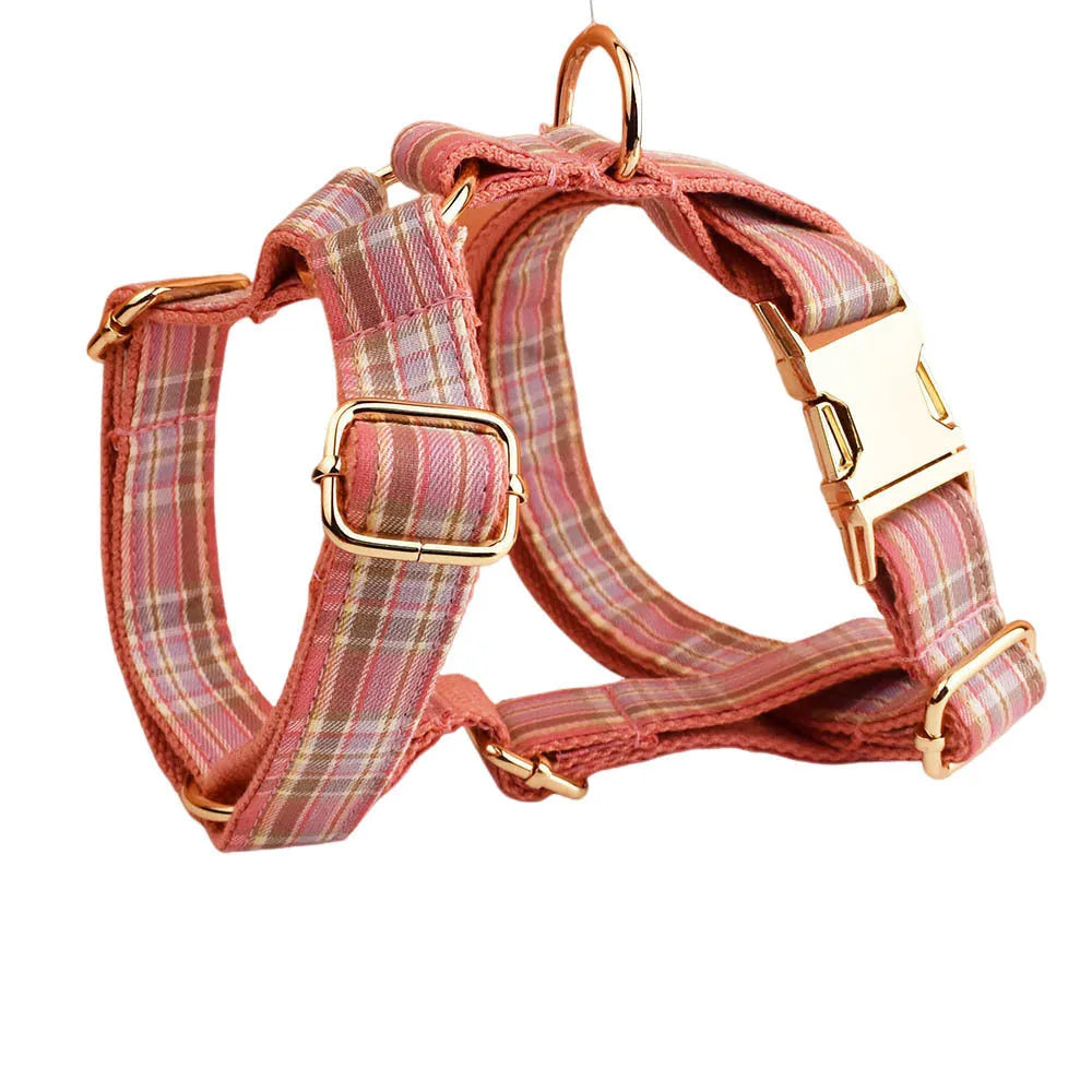 Plaid fabric dog collar and leash set with decorative bow accessory