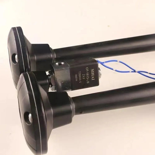 Black 12V 24V 300DB dual trumpet air horn kit with compressor for vehicle installation