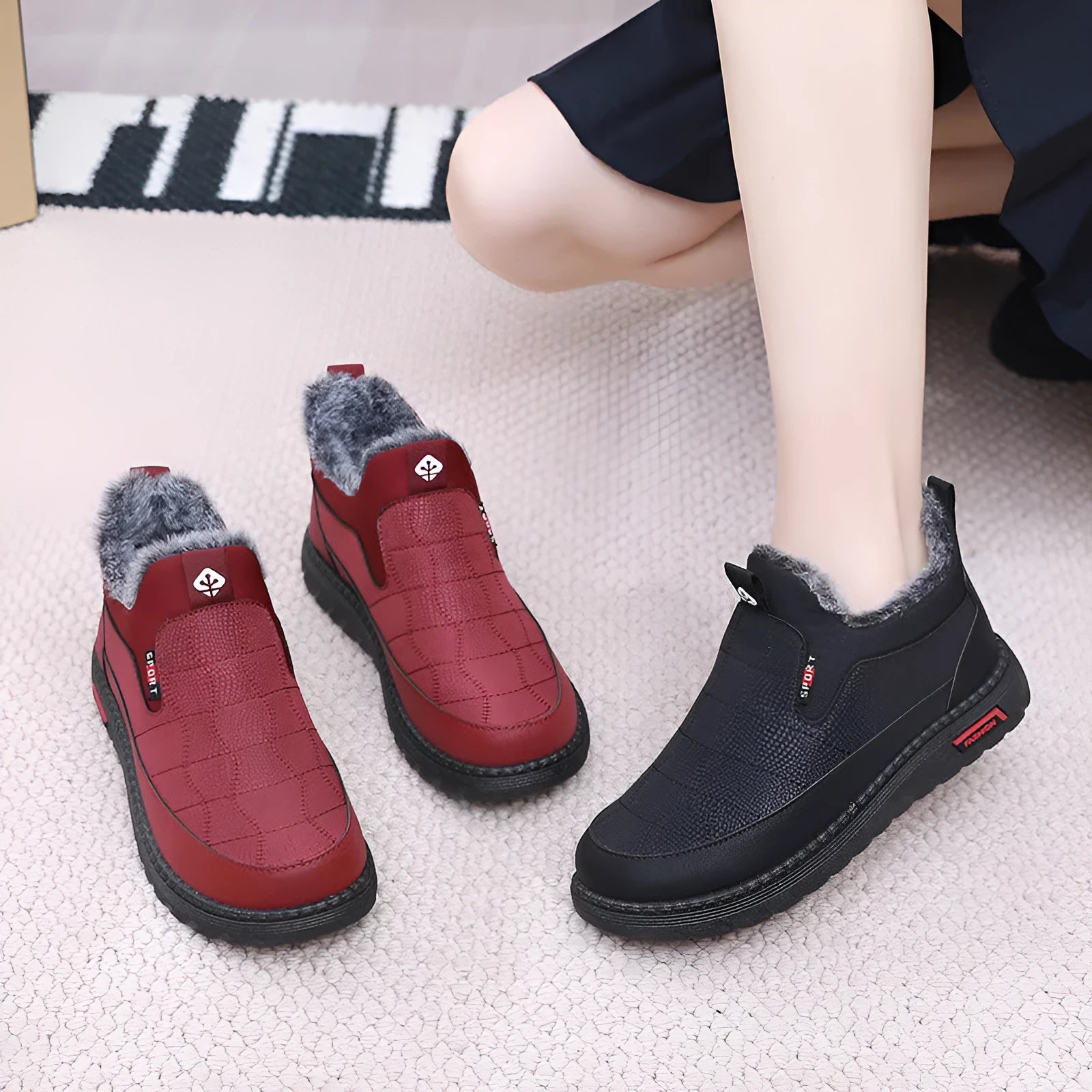 Women's black casual flat boots with round toe and non-slip rubber soles