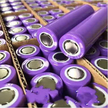 Lithium battery 3.7V 2600mAh with safety labels and capacity display