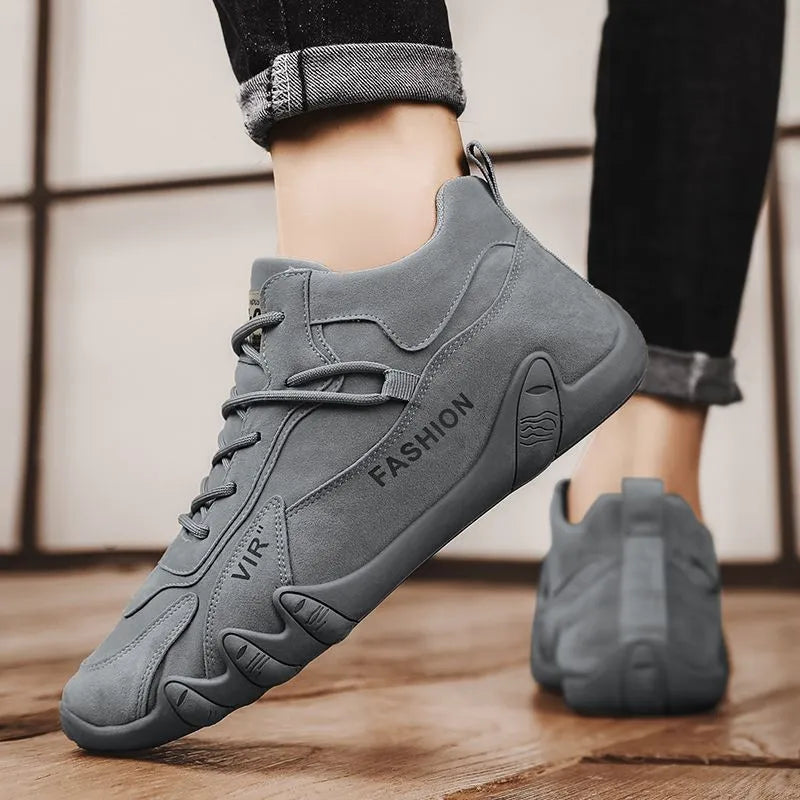 Men's grey low-top casual shoes with an elastic band and non-slip sole