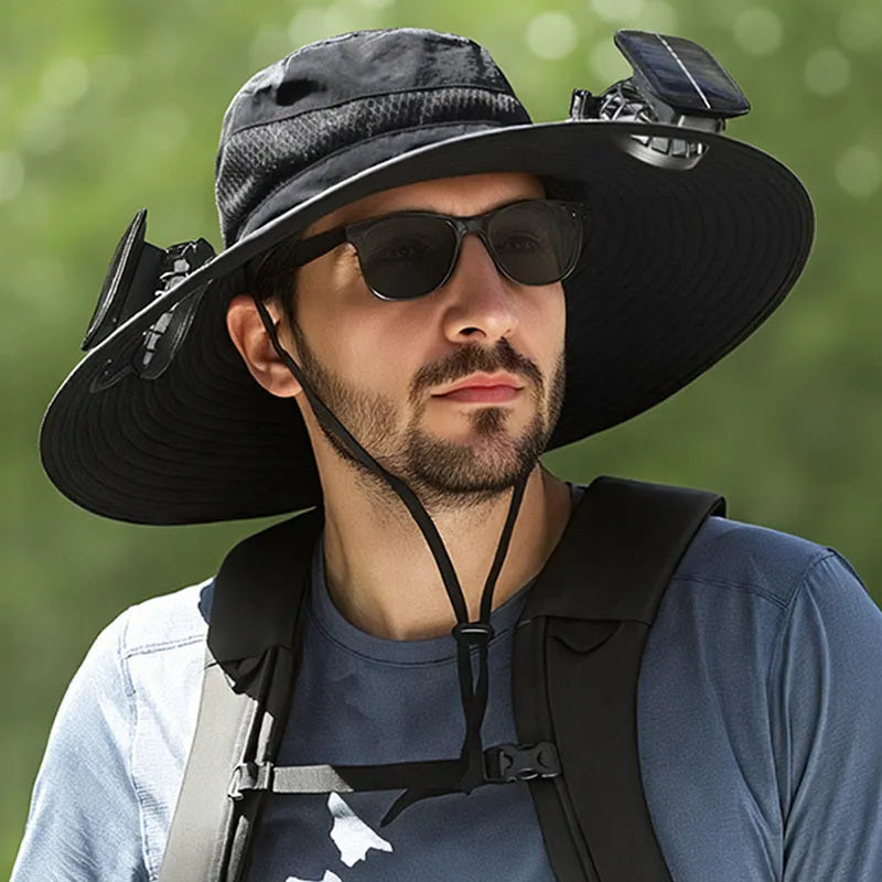 Men's solar-powered fan hat for fishing in khaki colour with integrated cooling fan.