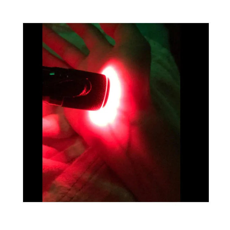 Black aluminium alloy Smart Vein Locator with red LEDs, measuring 29mm by 95mm, for vein finding and outdoor use.