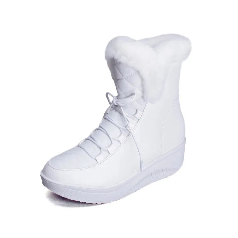 Women's black winter boots with 3cm platform, lace-up closure, and water-resistant PU leather construction