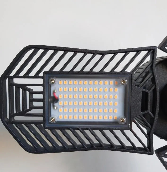 Waterproof industrial foldable garage lamp with die-cast aluminium body and bright LED illumination