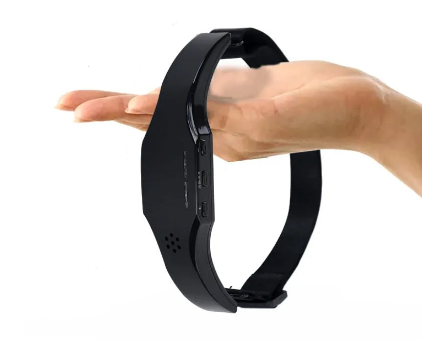 Wireless head massager in black or pink with adjustable fasteners, 110g, USB rechargeable, 3 modes and 9 intensities.
