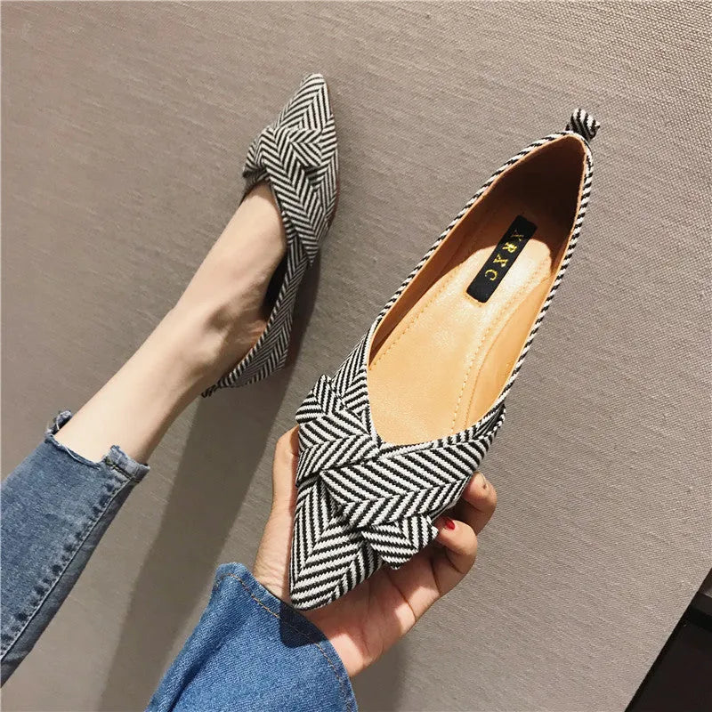 Women's pointed toe low heel shoes in black or red with cotton upper and 1-3cm heel height