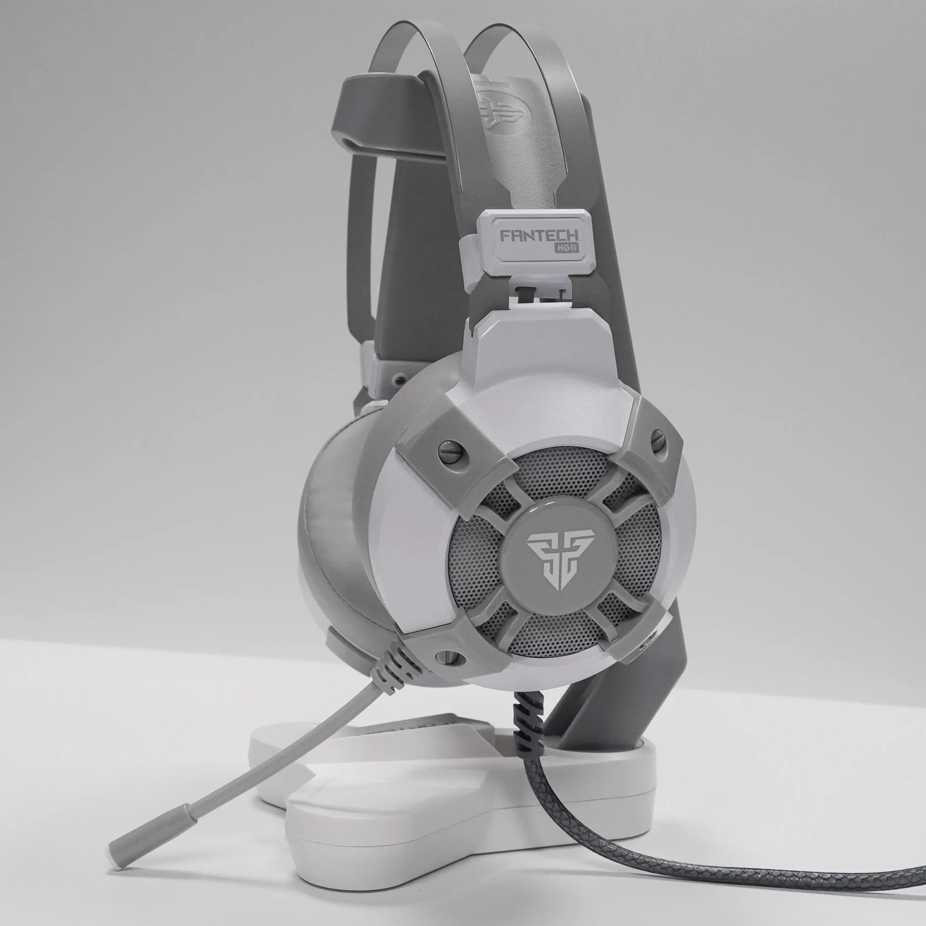 FANTECH HG11 black gaming headset with RGB lights, 50mm drivers, and USB plug