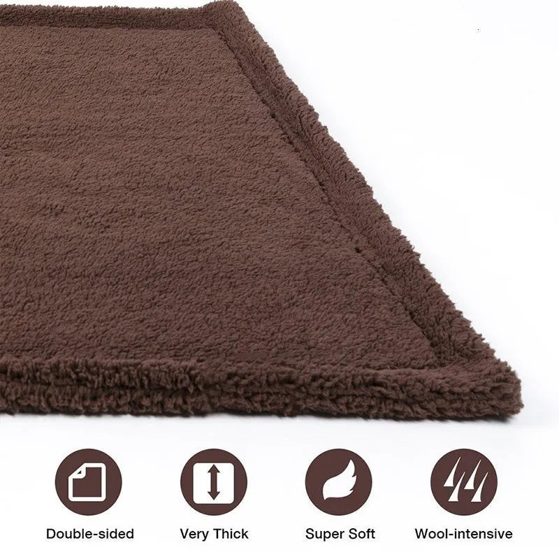 Plush pet blanket dog cat mat in beige, gray, or brown, sizes XS 40x60cm to XL 105x165cm