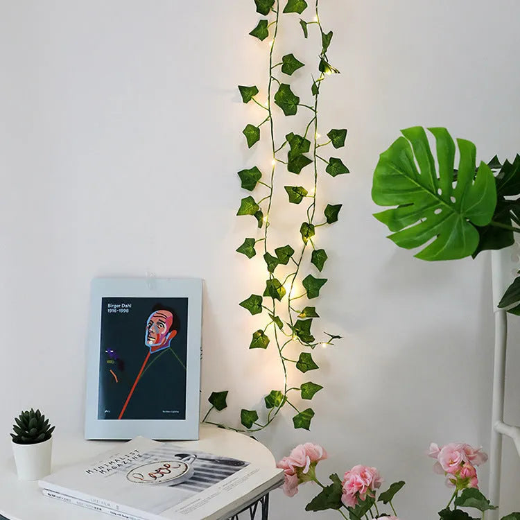 Maple leaf rattan light string, 10 metres, 100 warm white LEDs, copper wire, IP54, battery or USB powered