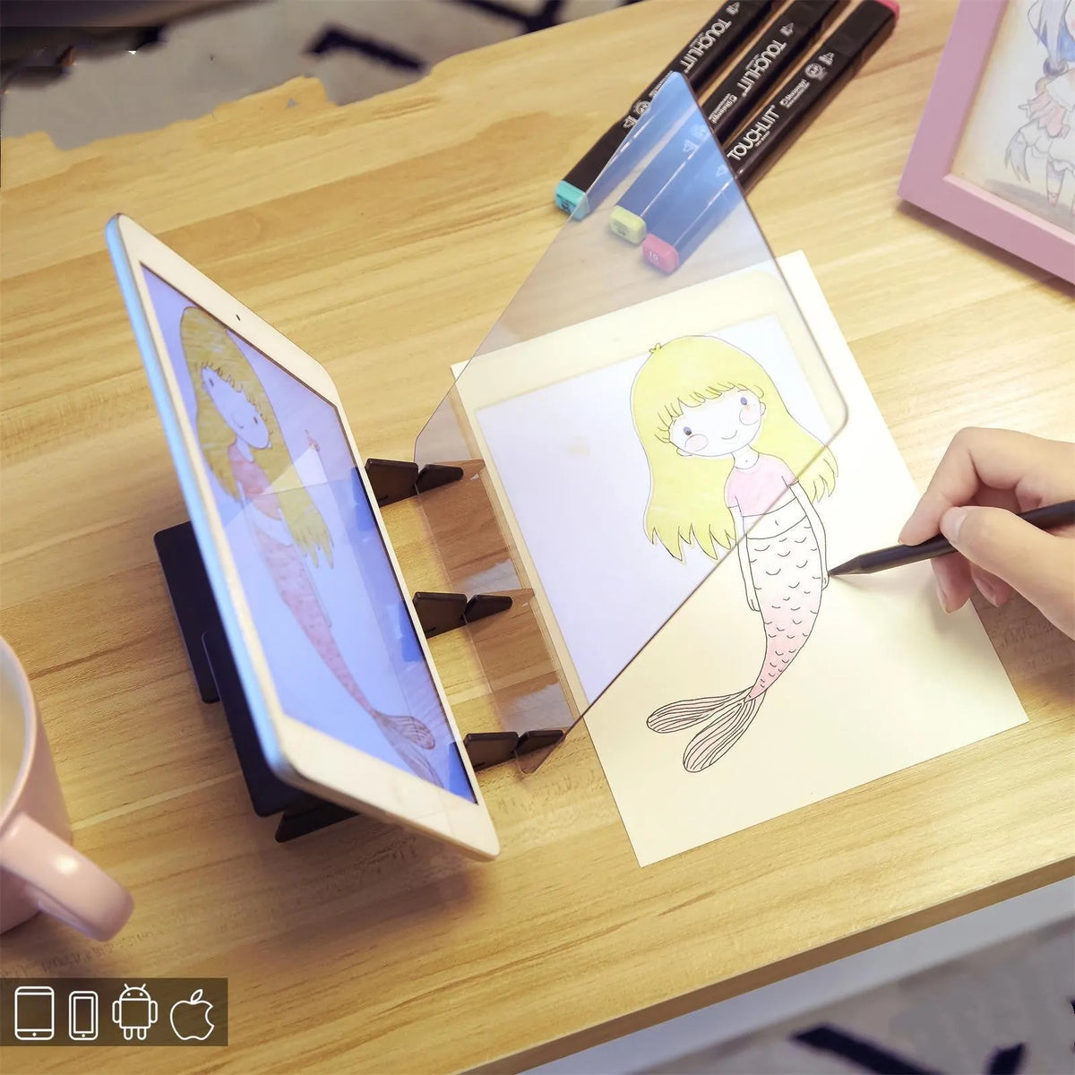 Wooden vibrato painting copying station with transparent drawing board measuring 20.2 by 13.5 centimetres
