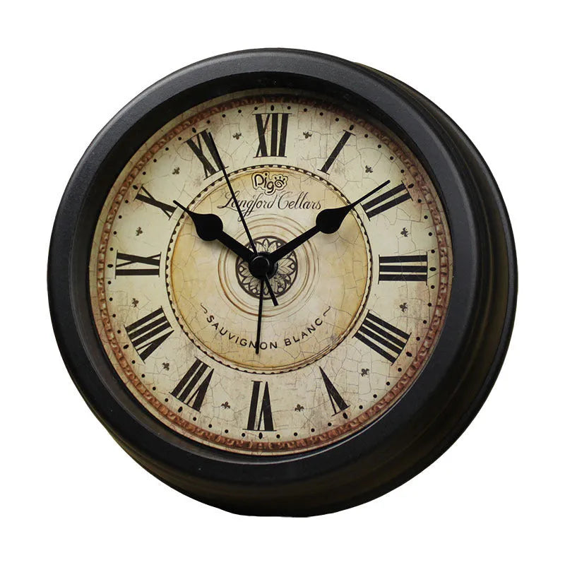 European retro desk clock with 6-inch round dial, silent sweep movement, and plastic shell in retro colour