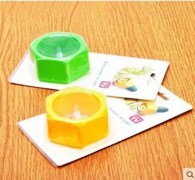 Yellow and green plastic spiral vegetable cutter tool with 8cm diameter for kitchen use