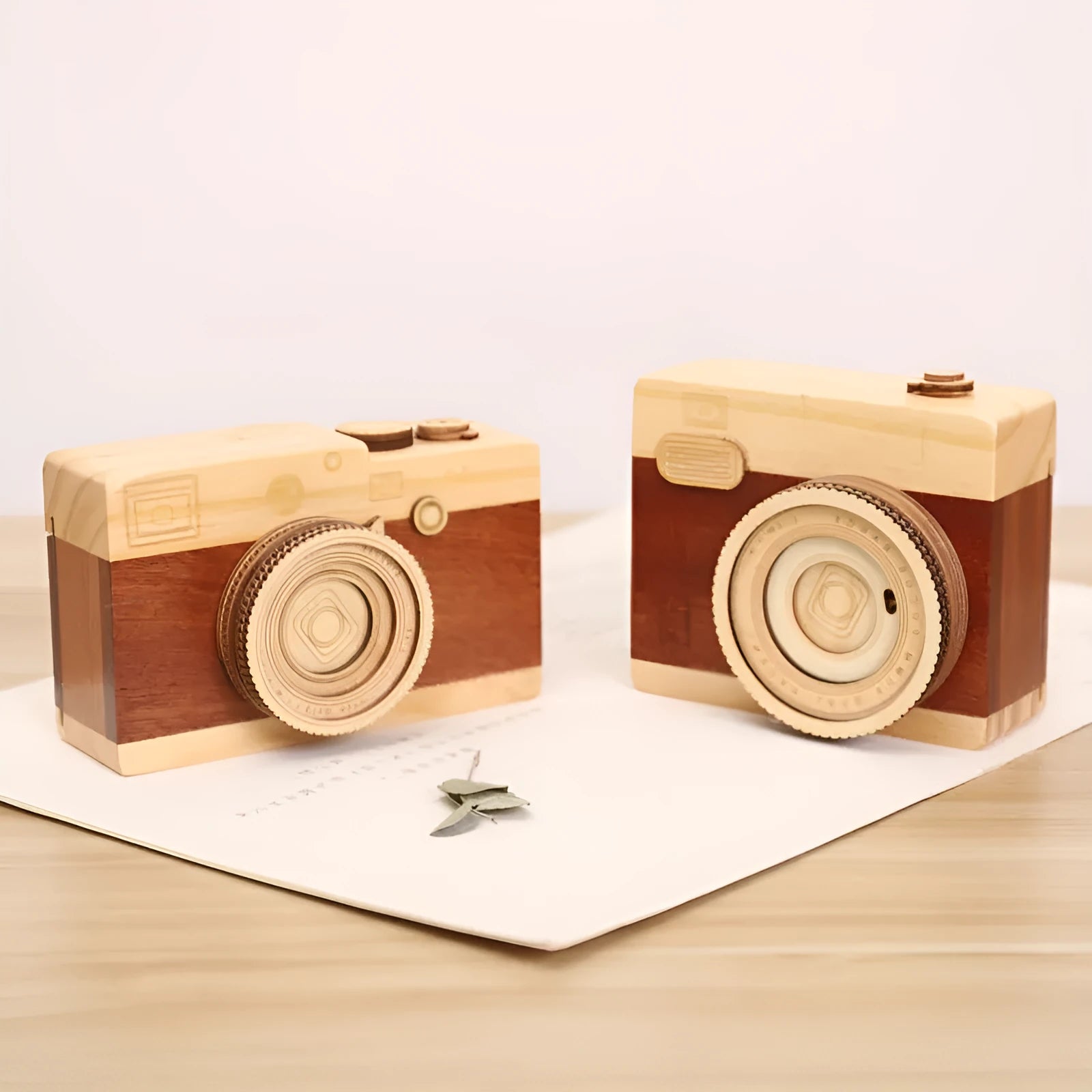 Pine wood rotating music box with sanding mechanism in miniature carton packaging