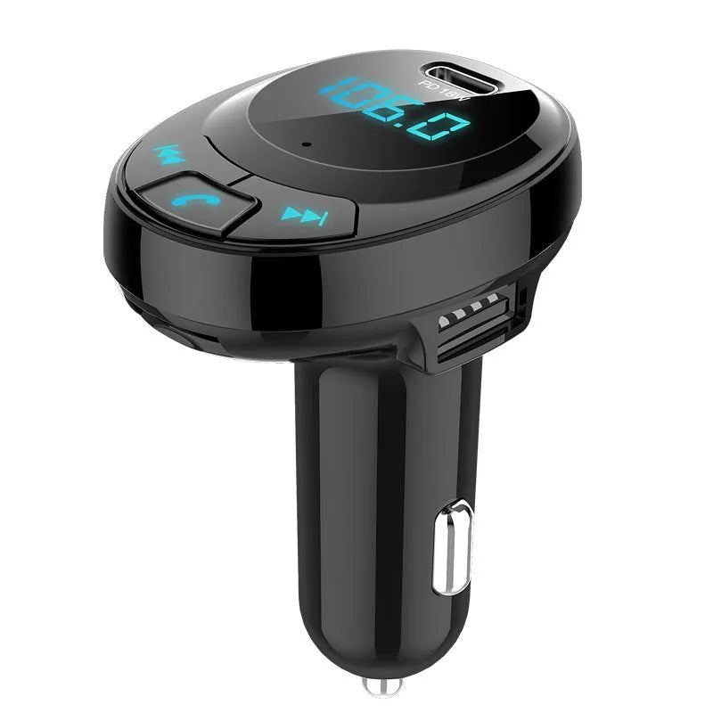 Voiture MP3 Bluetooth car charger with digital display and dual USB ports for in-car charging